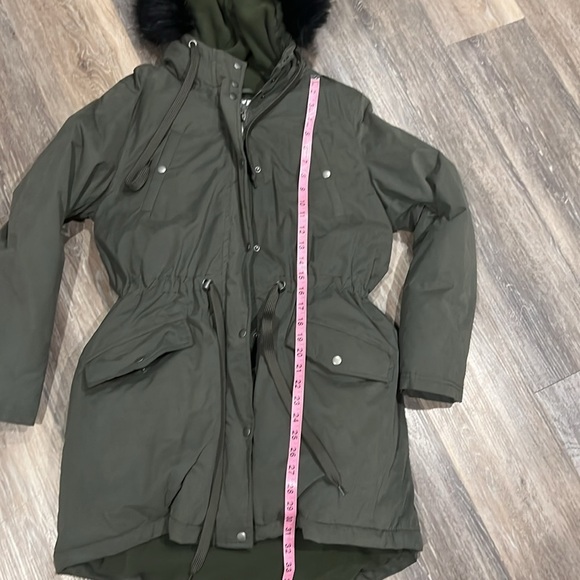 Old Navy olive green parka coat with black faux fur trim hood size size Small - Picture 7 of 13